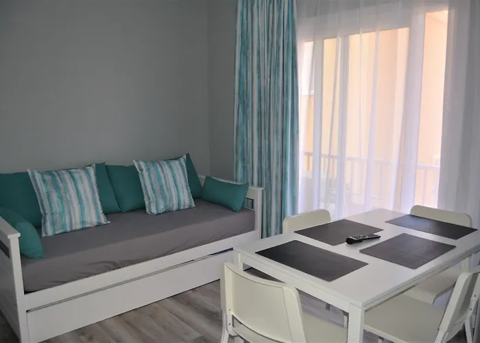 Apartamentos Rf Bambi Adults Only