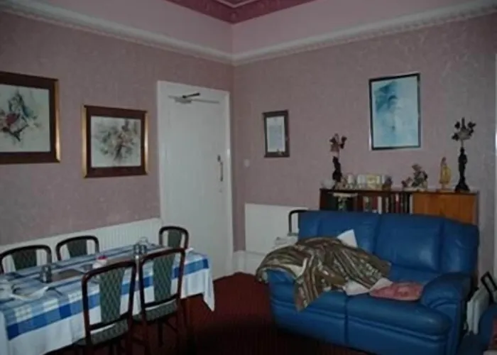 Eglinton Guest House