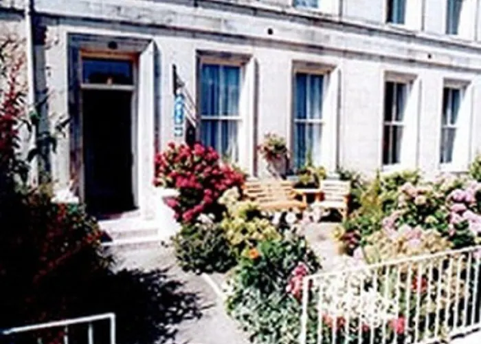 Eglinton Guest House