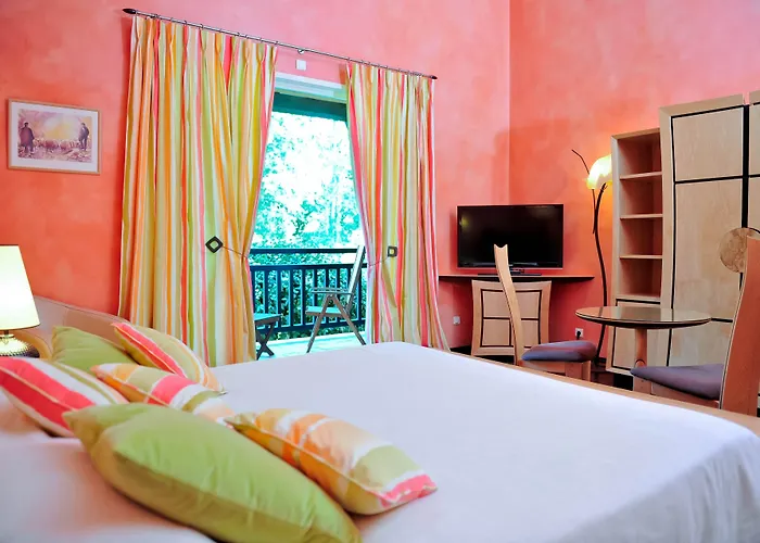 Les Freres Ibarboure - Hotel 4 Etoiles, Spa Exterieur Sensoriel Et Restaurant Etoile A Bidart