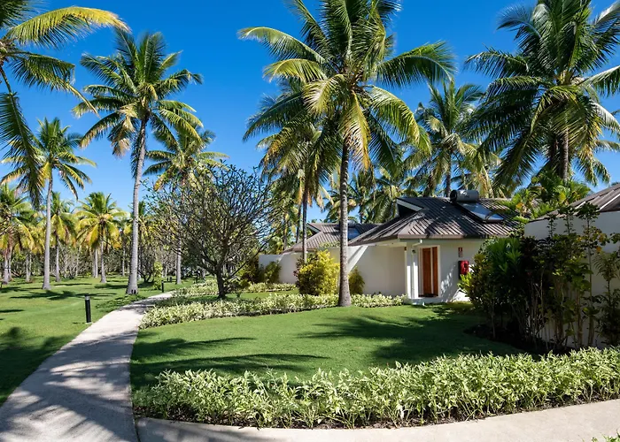 Lomani Island Resort & Spa (Adults Only)
