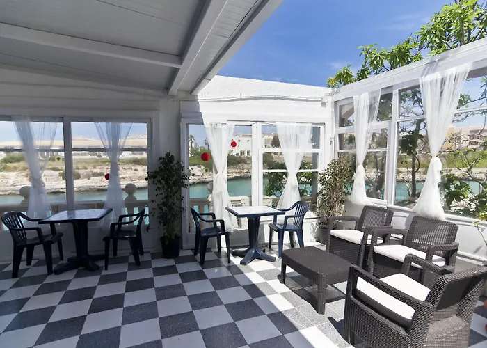 Cala Bona Y Mar Blava