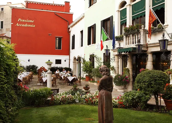 Pensione Accademia - Villa Maravege