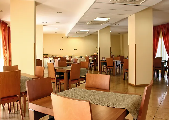 City Hotel