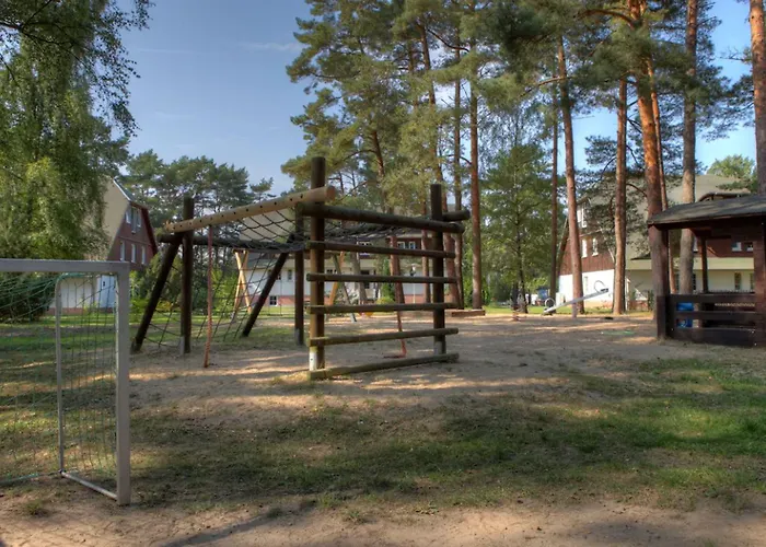 Familienresort Usedom - Ihr Entspannter Familienurlaub Mit Abenteuerspielplatz & Der Laengsten Wasserrutsche Im Deutschen Teil Der Insel Usedom