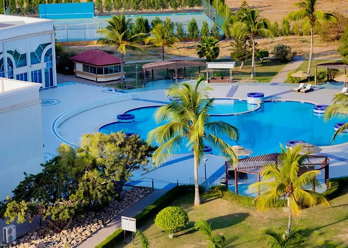 Hamdan Plaza Hotel Salalah, An Htg Hotel