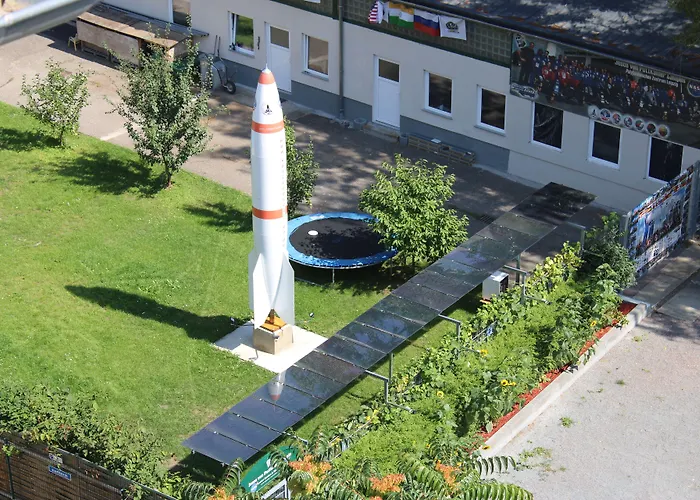 Space Hotel Im Campus Der Jvp Schule