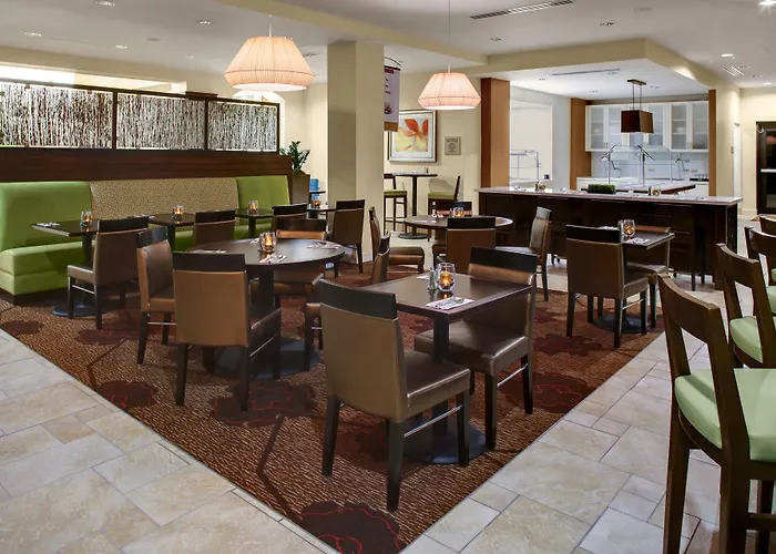 Hilton Garden Inn Edmonton International Airport