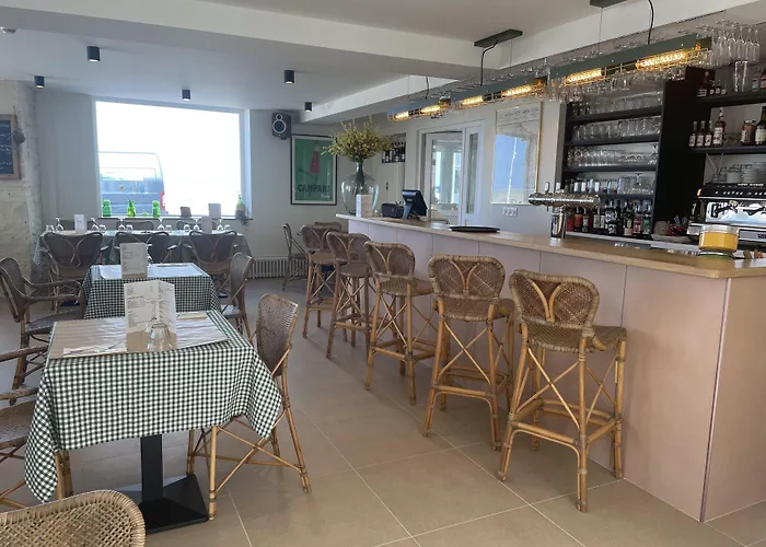 Beau Rivage Hotel-Restaurant