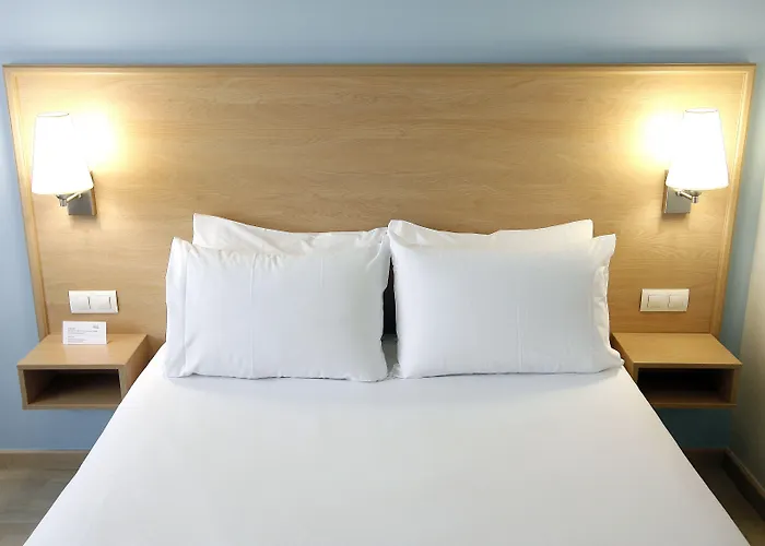 Travelodge Valencia Aeropuerto