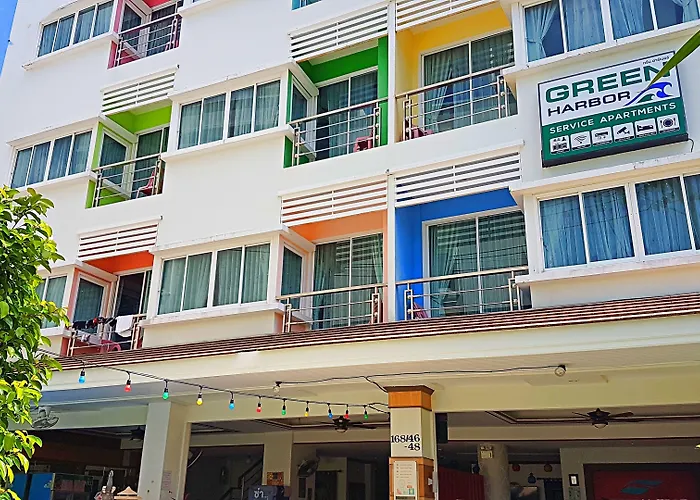 Green Harbor Hotel & Service Apartment