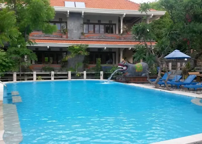 Amed Cafe & Hotel Kebun Wayan