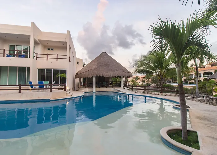 Coral Maya Stay Suites