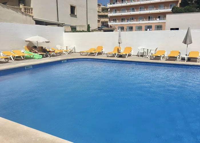 Apartaments La Perla Negra