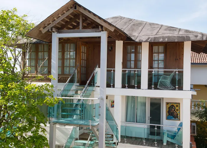 Hotel Neptuno Refugio