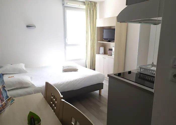 Lagrange Apart'Hotel L'Escale Marine