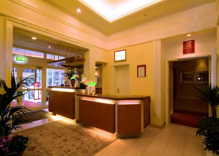 Traveller Hotel