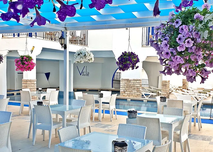 Sky Vela Hotel & Suites