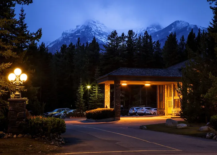 Mountaineer Lodge