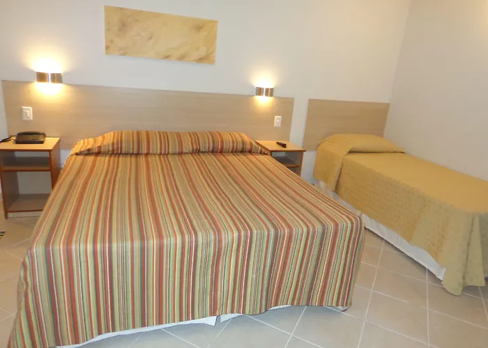 Hotel Costa Balena, Conforto E Piscina Aquecida E Coberta A 100M Da Praia Da Enseada