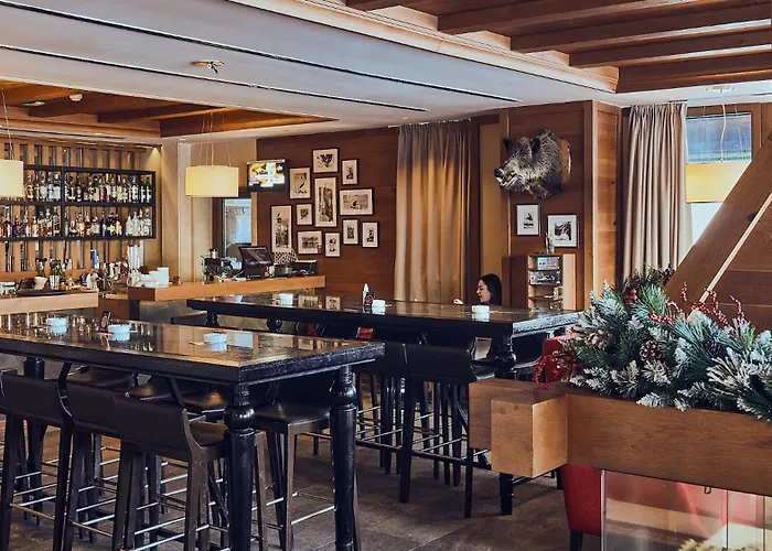 Grey Family Hotel