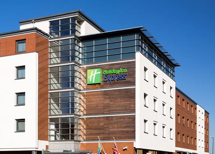 Holiday Inn Express Harlow By Ihg