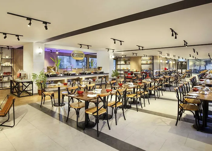 Ibis Pontianak City Center