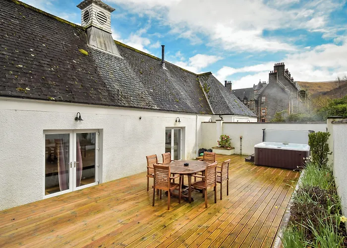 Glencoe House