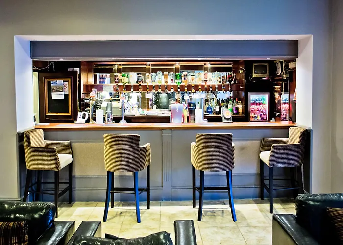 Wards Hotel & Restaurant