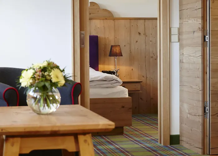 Relais & Chateaux Gut Steinbach Hotel Chalets Spa