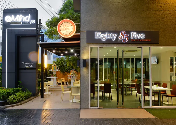 Hotel Amber Sukhumvit 85