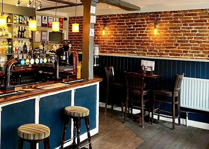 The Crown And Cushion