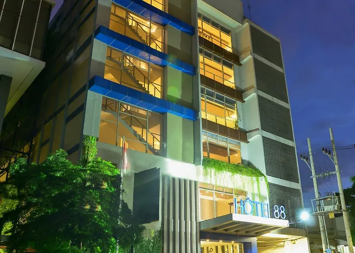Hotel 88 Embong Kenongo - Kayun By Wh