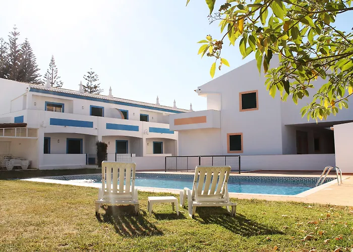 Oasis Beach Apartments