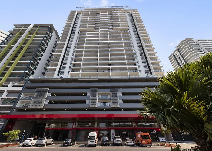 Oaks Darwin Elan Hotel