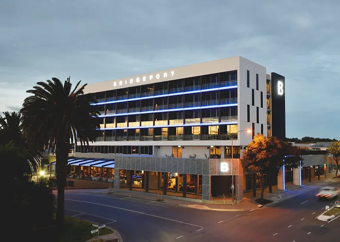 Bridgeport Hotel