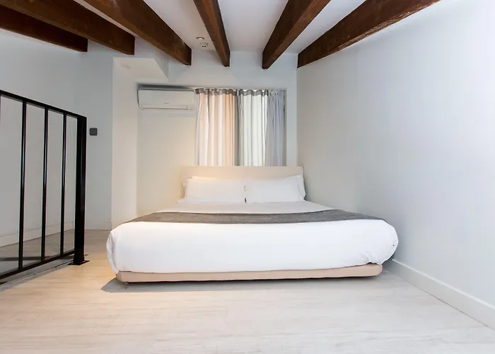 Room Mate Oliveira - City Centre, Valencia