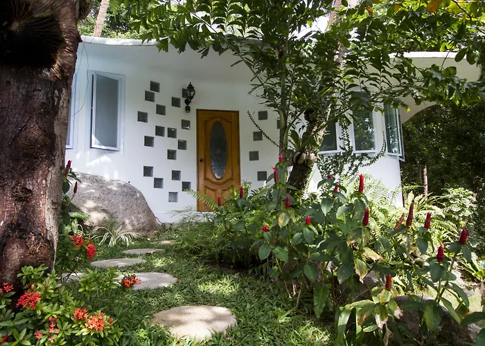 Monkey Flower Villas