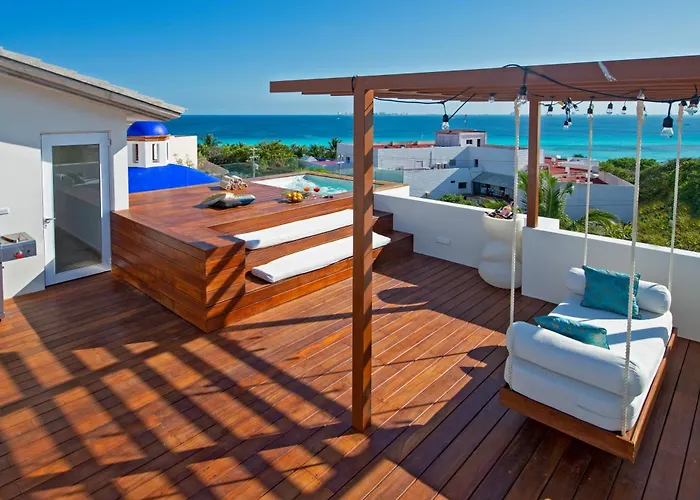 Casa Reyes Stunning Rooftop Oceanview