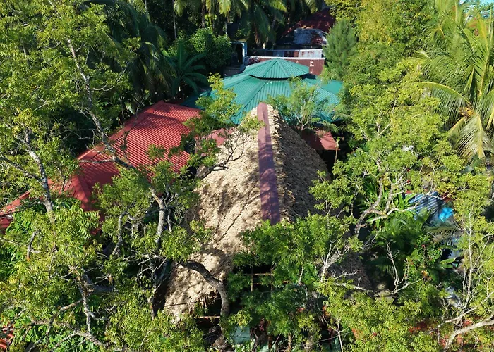 Yerrata Resorts