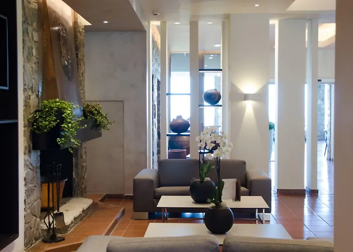 Rodon Hotel And Resort
