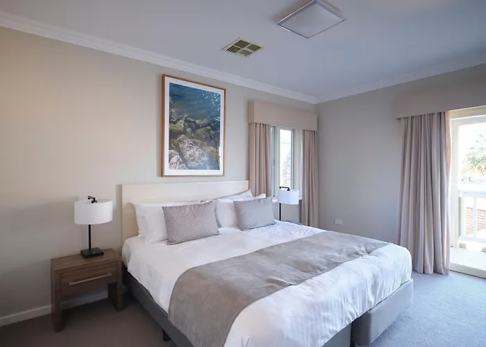 The Marina Hotel - Mindarie