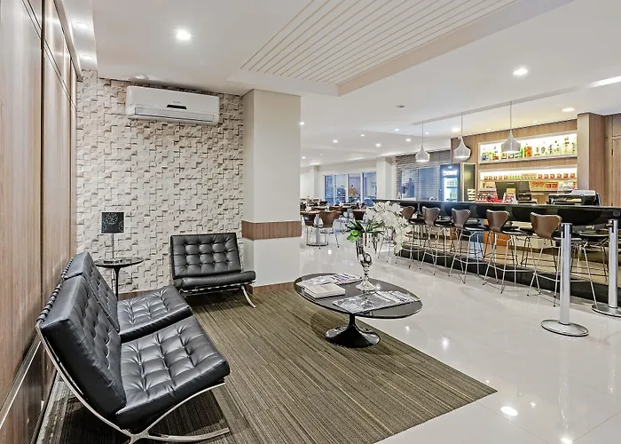 Slim Hotel Curitiba Av Das Torres