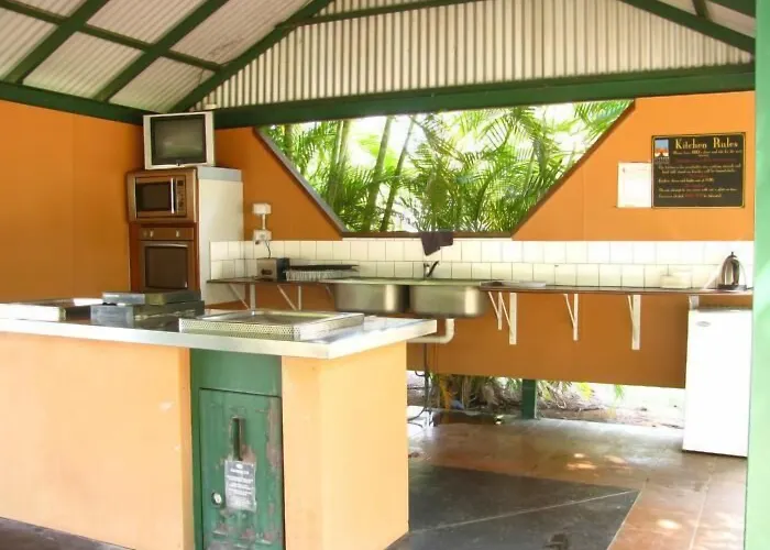 Ivanhoe Village Caravan Resort