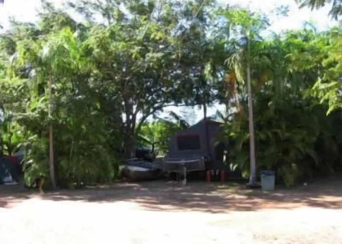 Crab Claw Island