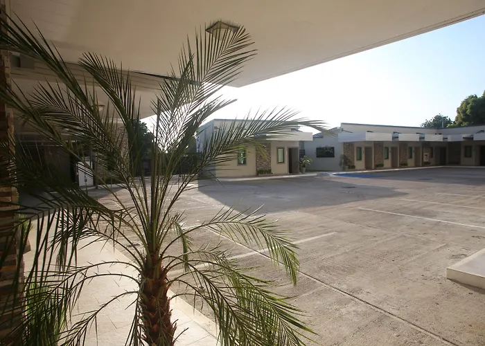 Aranjuez Hotel & Suites