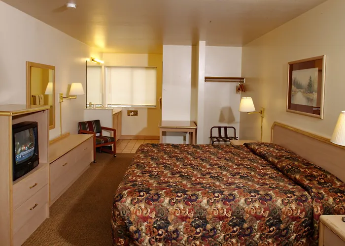 Tiki Lodge Motel