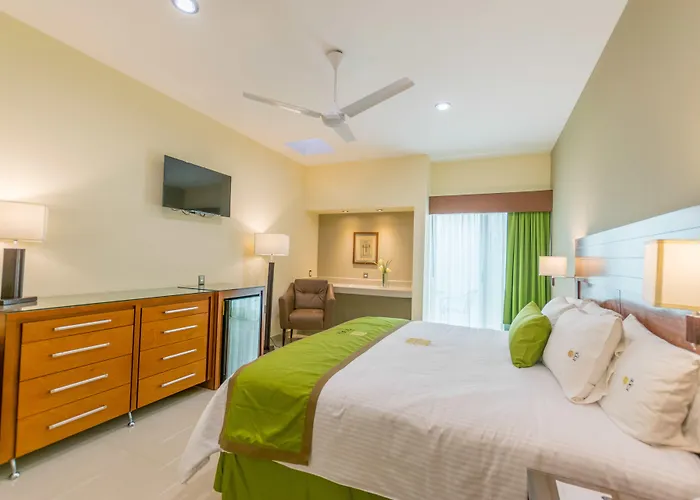 Hotel Ecce Inn & Spa