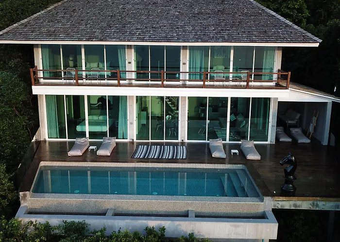 Naroua Villas