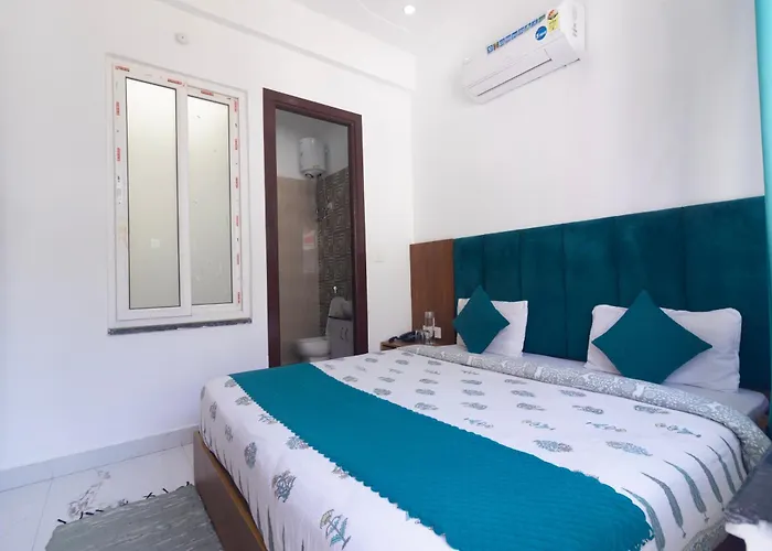Hotel Parth Inn